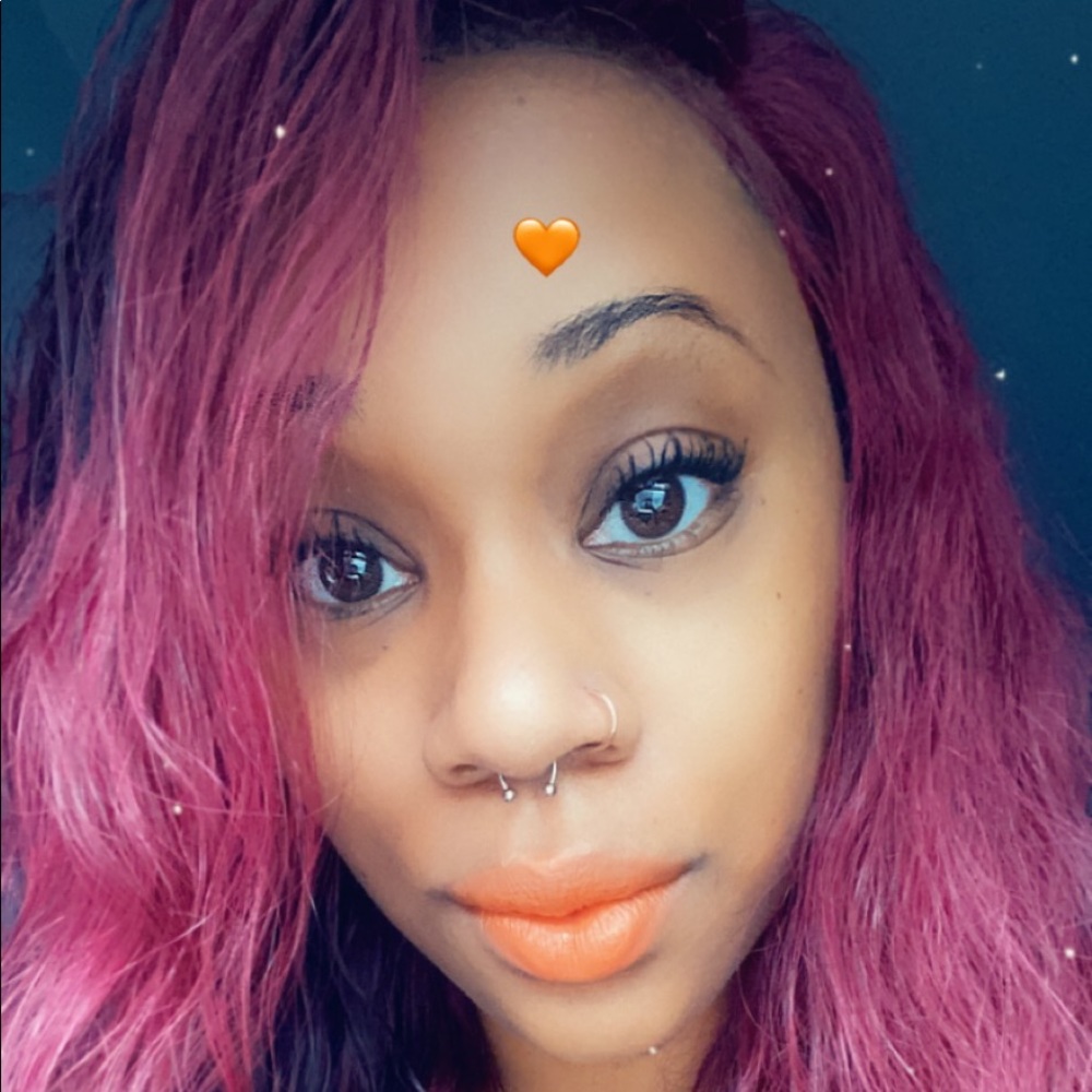 Meet your Posher, Latavia